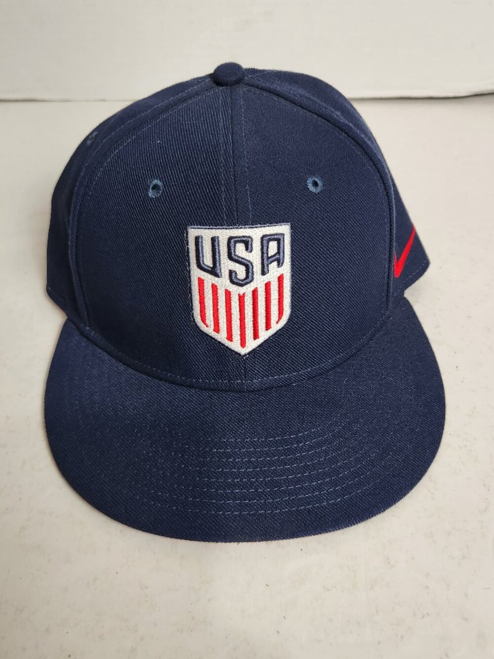 Nike True USA Soccer Snapback Hat Cap Swoosh Red White Blue 728924-451 One Size